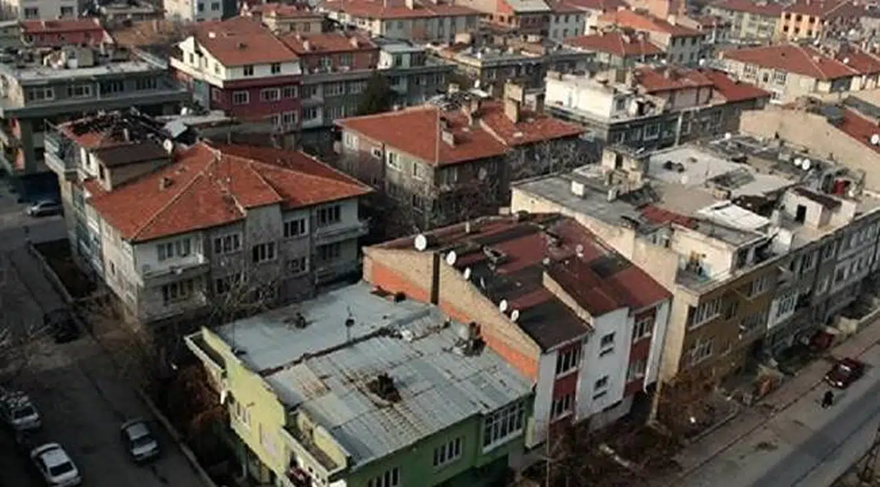 Kayseri'de 'Koronavirüs mahallesi': 50 kişi hayatını kaybetti
