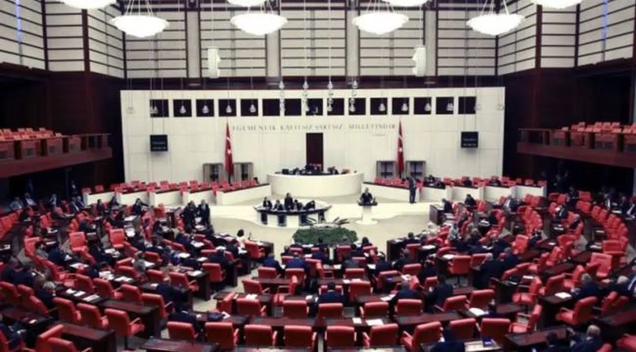Meclis'te 'kuru ekmek' tartışmasında kim ne dedi?