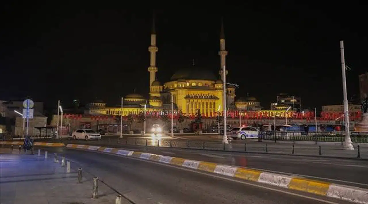 Türkiye genelinde sokağa çıkma kısıtlaması başladı
