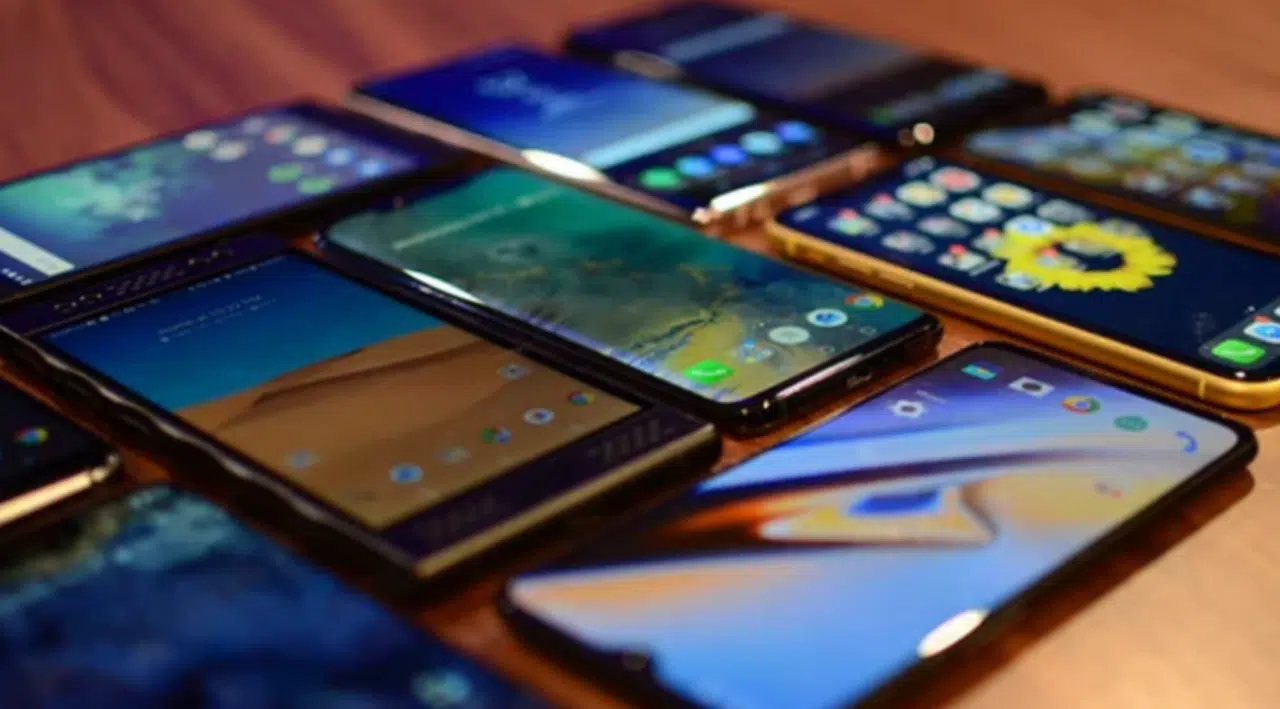 2021 zamları tam gaz: Yurtdışından getirilen telefonlar artık daha pahalı