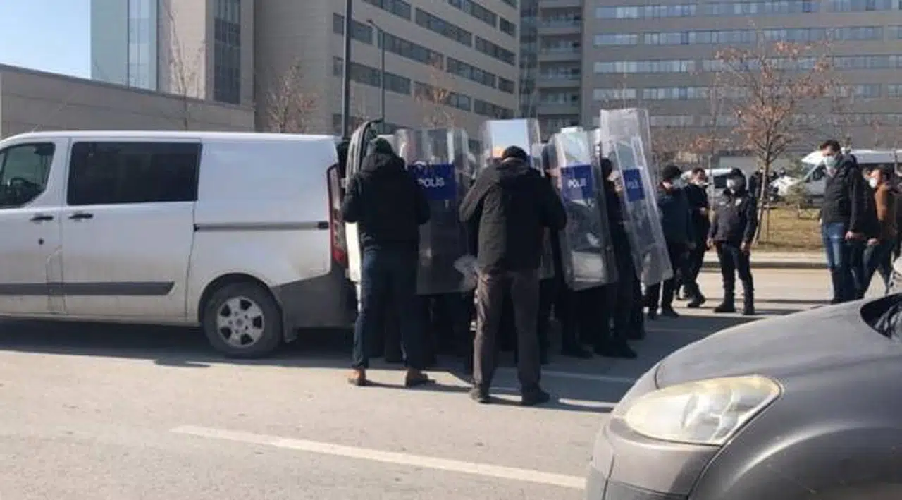 Ankara Tabip Odası Başkanı ile çok sayıda sağlıkçı gözaltına alındı