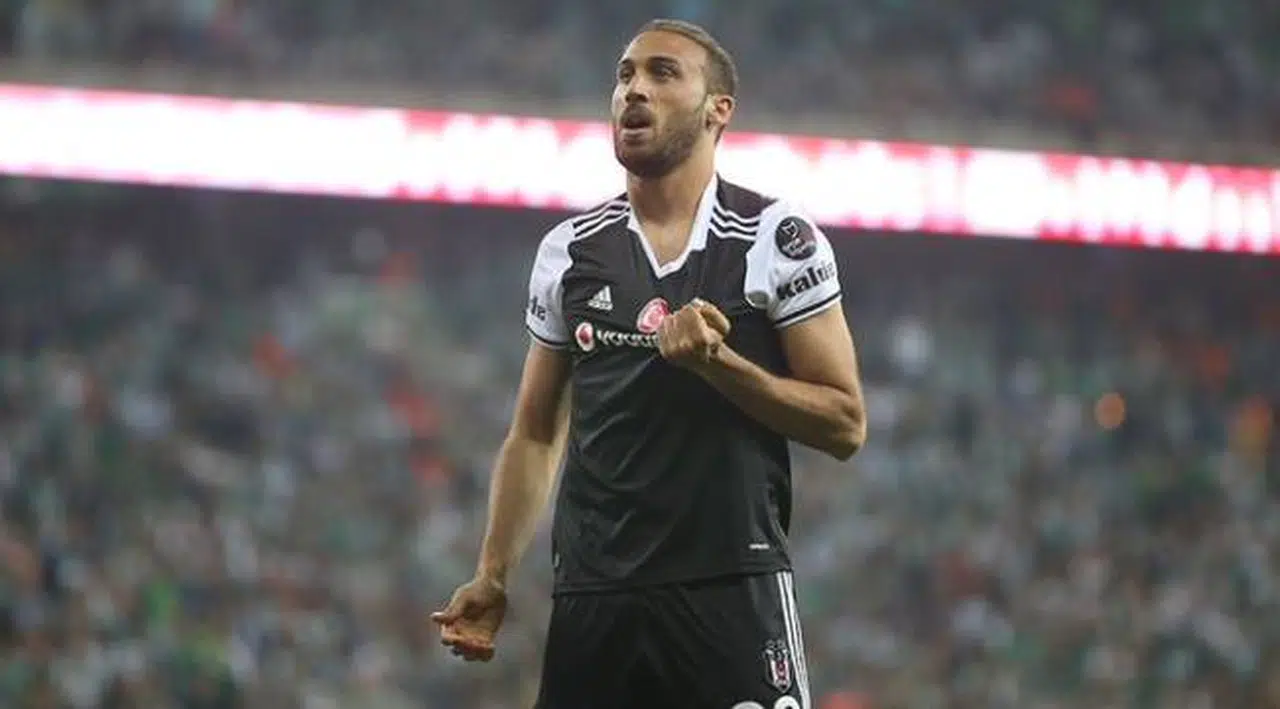Cenk Tosun, yeniden Beşiktaş'ta