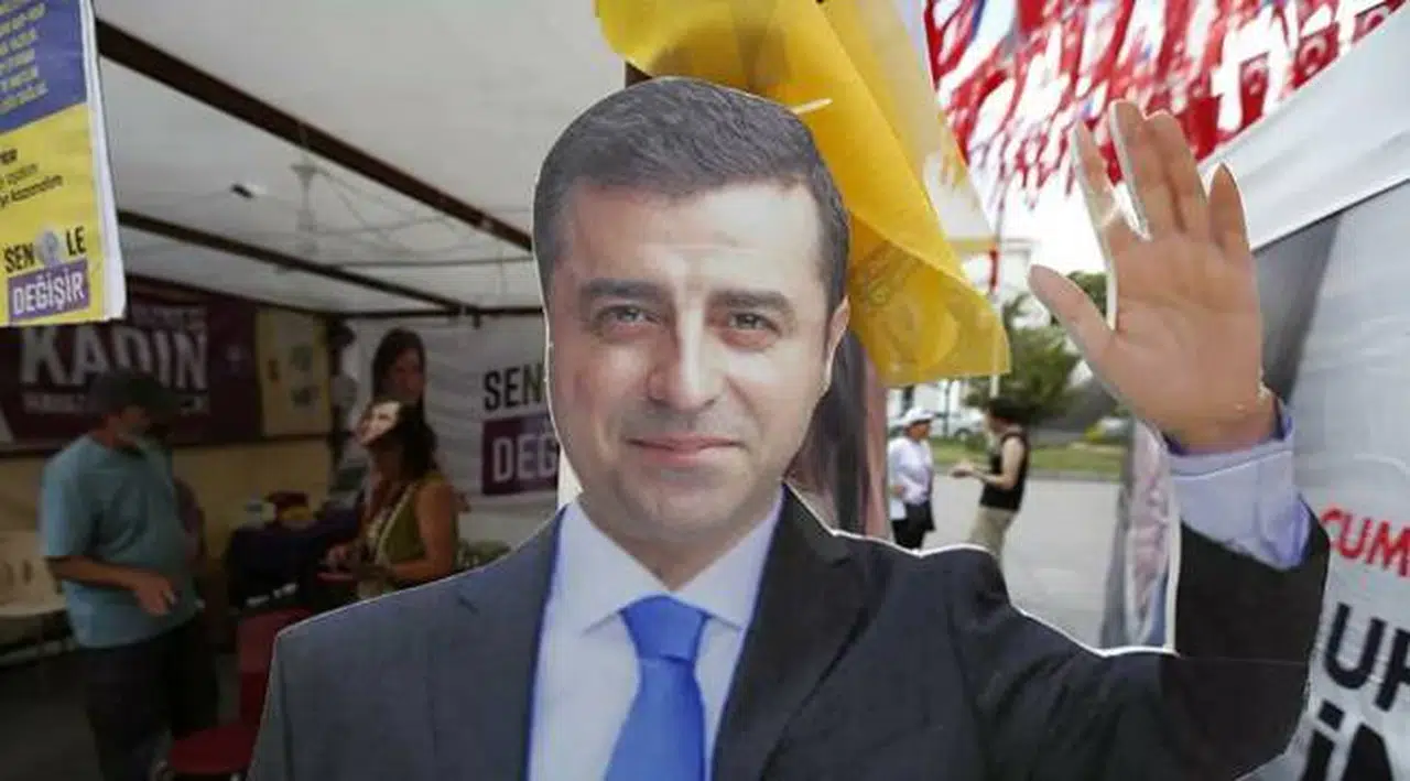 Demirtaş, hakkındaki iddialara yanıt verdi: Aleyhteki delillerden biri, sahte Twitter hesabından yapılan paylaşımlar