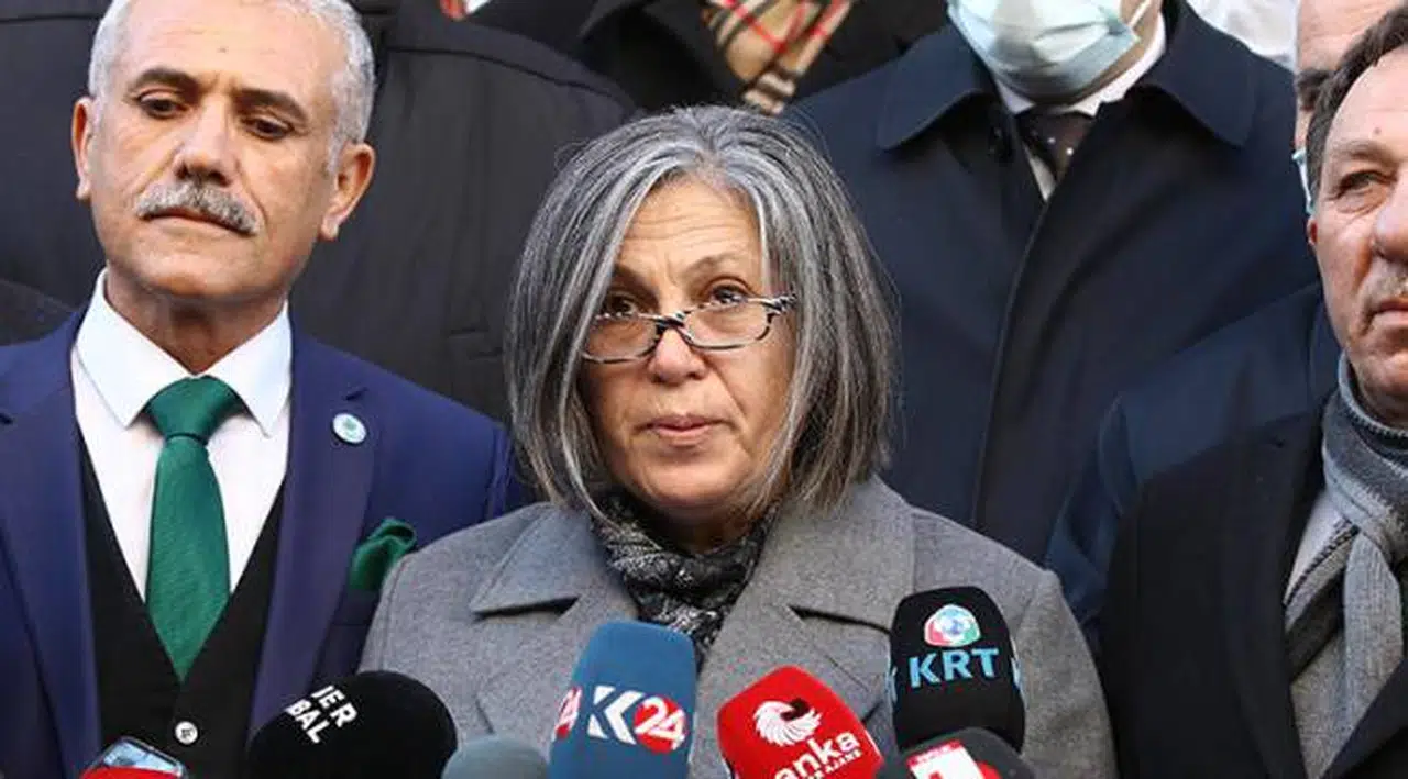 Gelecek Partisi il başkanlarından, Selçuk Özdağ'ın evinin önünde açıklama