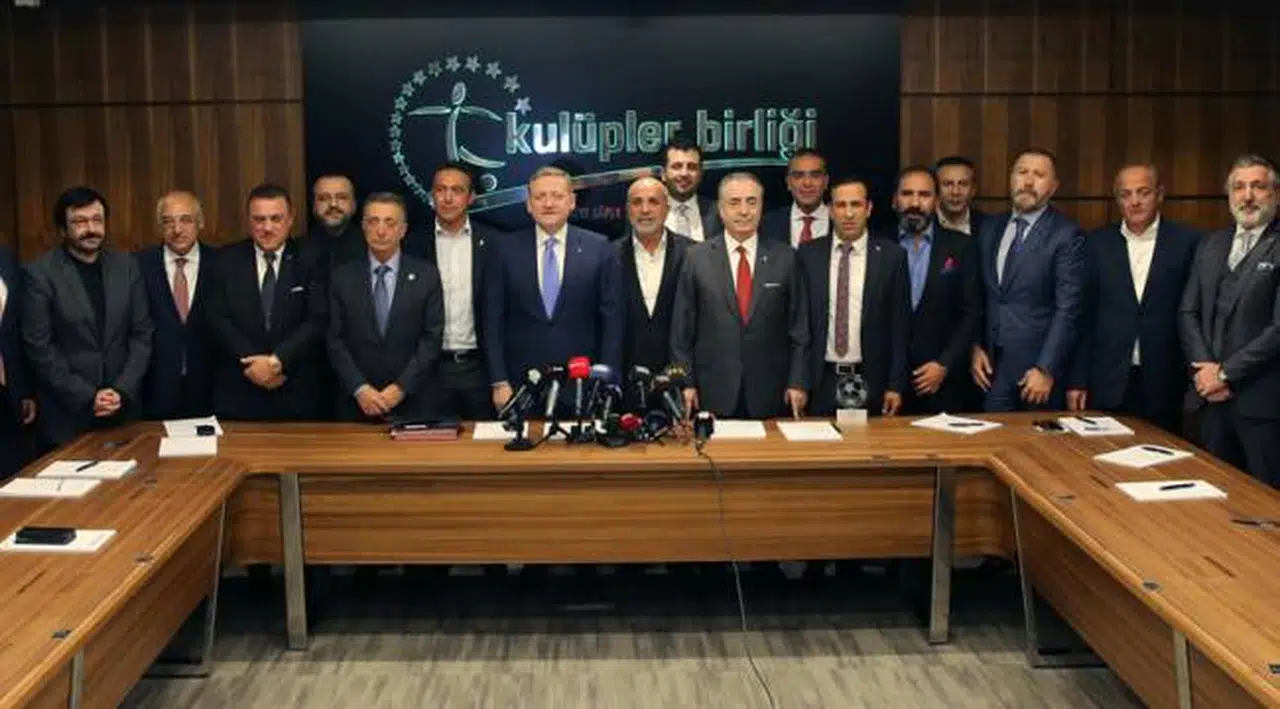 Kulüpler Birliği'nden tavsiye kararı: Yabancı sınırı 16'ya çıksın