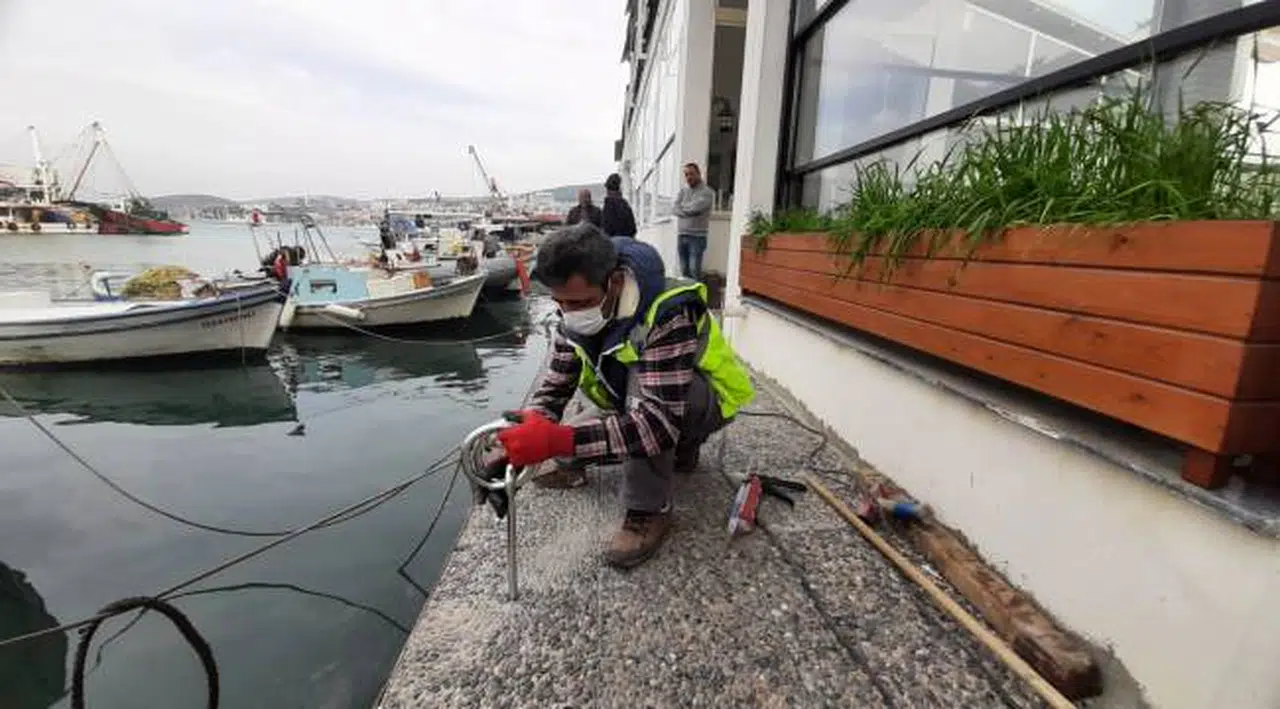 KUŞADASI'NDAKİ BALIKÇI TEKNELERİ ARTIK DAHA GÜVENDE
