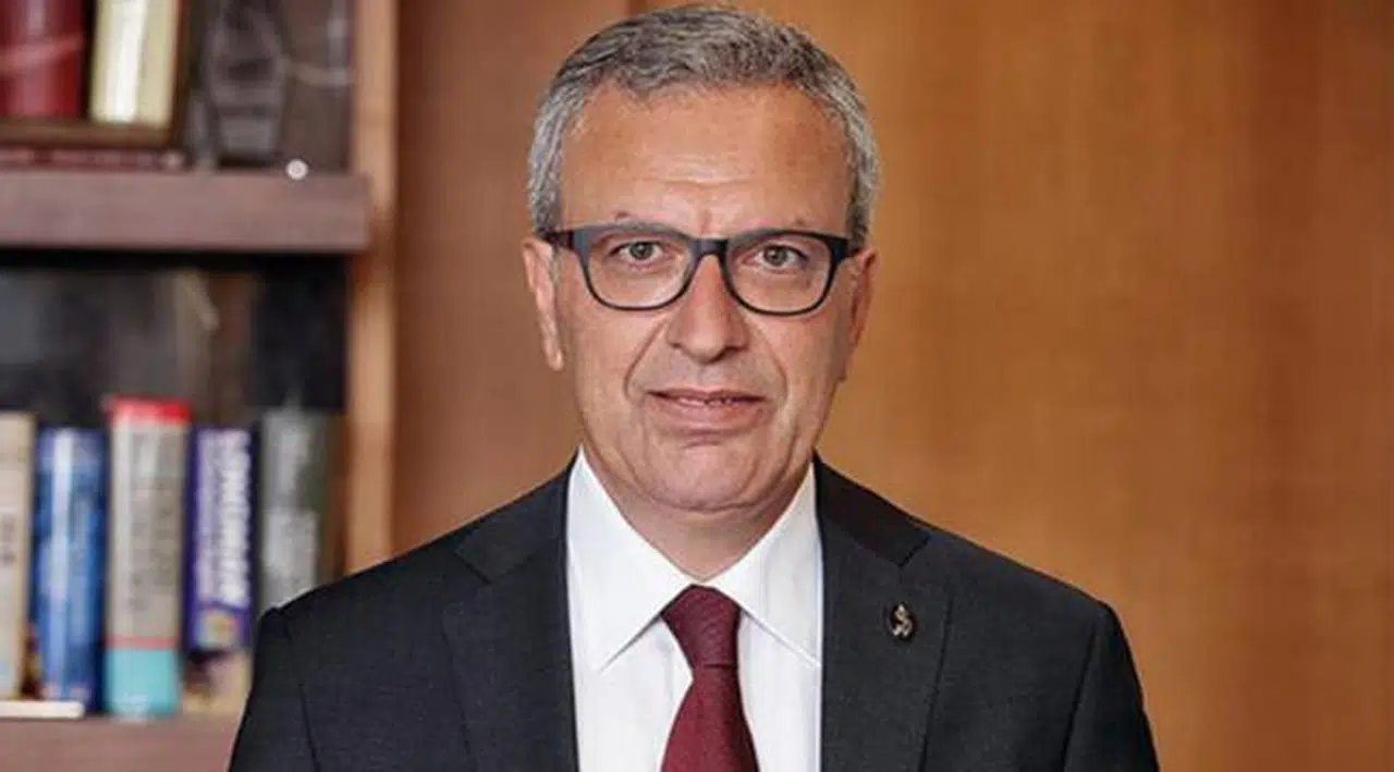 Türkiye İş Bankası Genel Müdürü Adnan Bali istifa etti