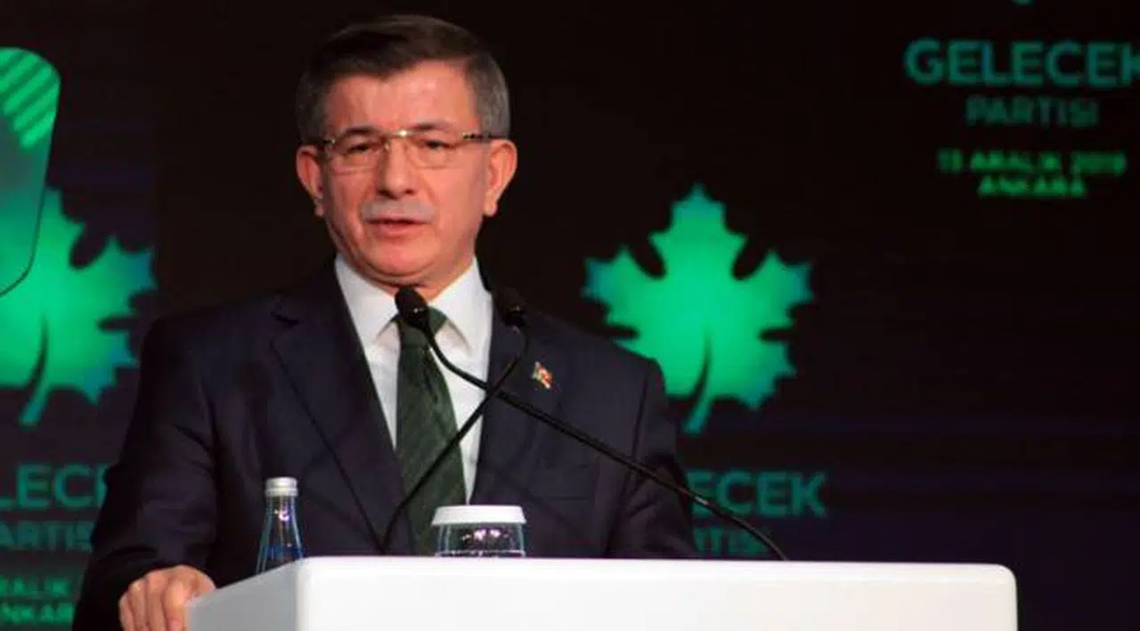 Davutoğlu'ndan Boğaziçi açıklaması: Gün öfke değil basiret, gerginlik değil diyalog, şiddet değil karşılıklı sevgi ve saygı günüdür