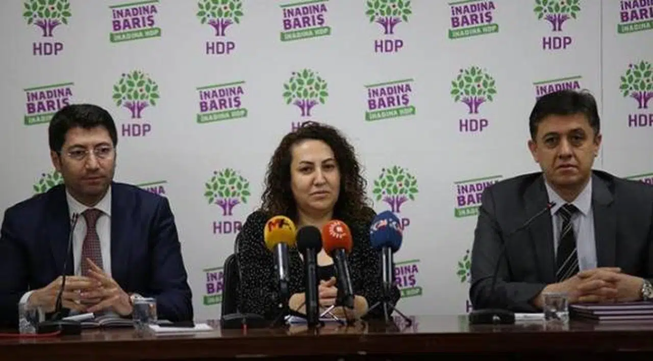 HDP: 48 belediyemize kayyum atandı, 72 belediye eş başkanımız gözaltına alındı