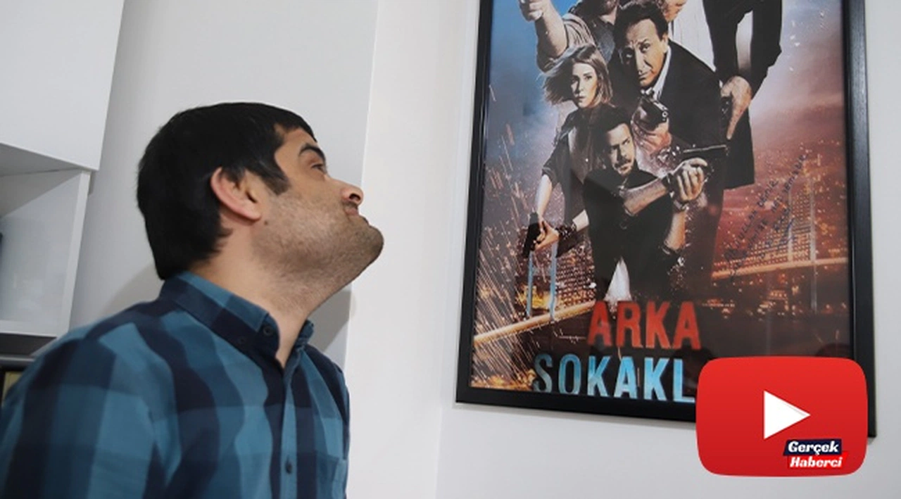 Abdullah'ın yok böyle bir hayranlık dedirten polislik ve dizi aşkı