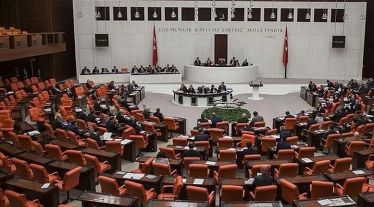 11 milletvekiline ait 14 dokunulmazlık dosyası Meclis'te