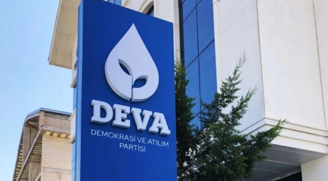 DEVA Partisi’nin iki kurucusu partiden istifa etti