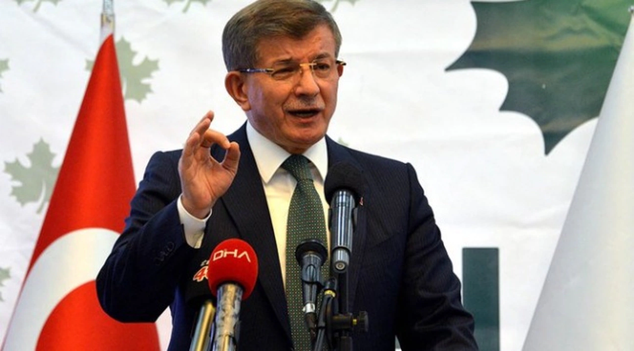 Gelecek Partisi Genel Başkanı'ndan "128 milyar dolar" sorusu: Dövizi Hazine'nin doğrudan satması mümkün değil, kamu bankalarına mı satıldı?