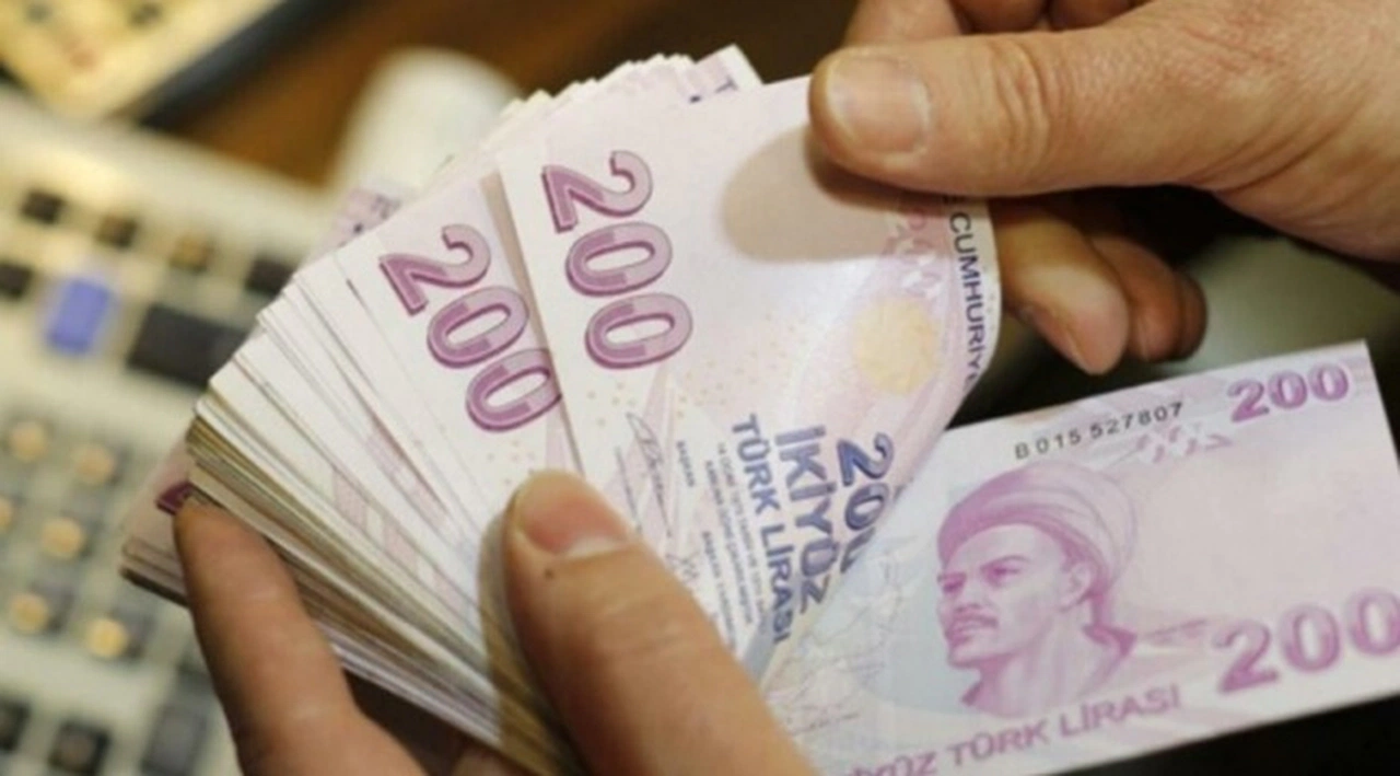 MHP’li belediyede zimmet operasyonu