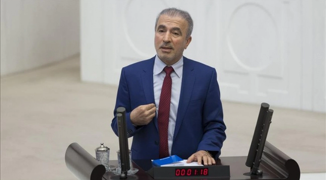 AK Parti'den anayasa açıklaması!