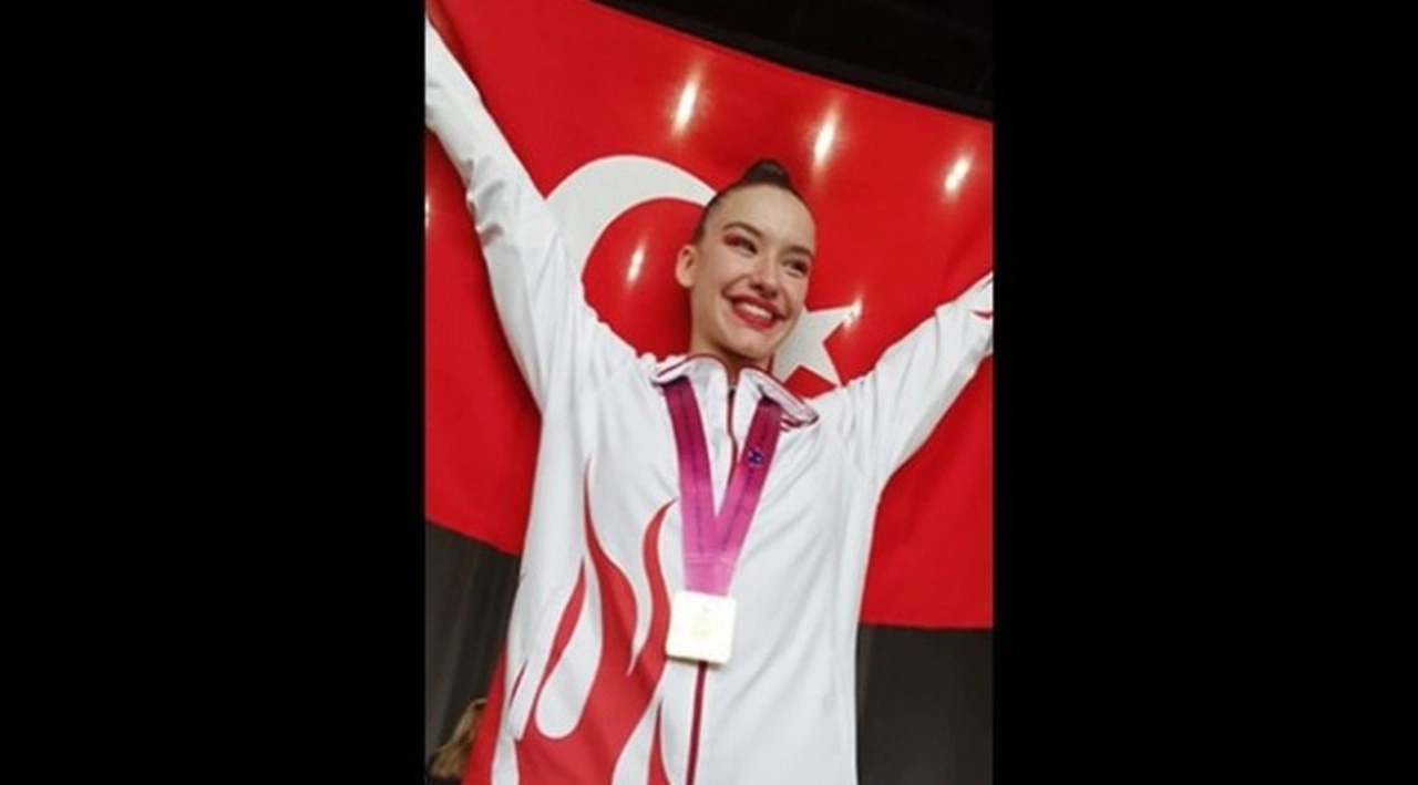Ayşe Begüm Onbaşı dünya şampiyonu oldu