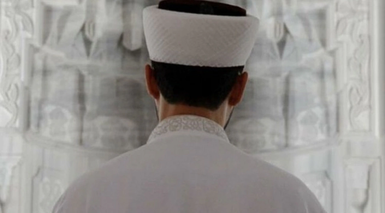 Bağış yapmayan imamları, 'CHP’nin imamı' diyerek fişlediler