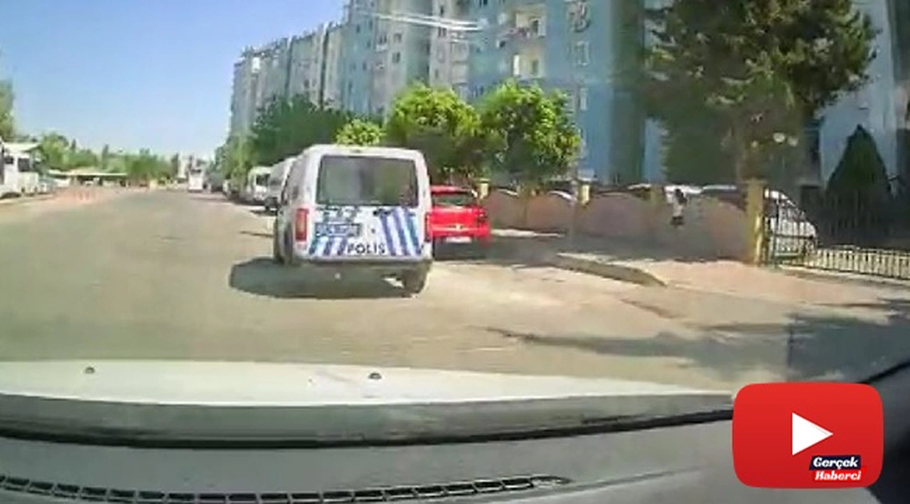 Ekip otosunu görüp kaçan çocuklara polisten şefkat anonsu