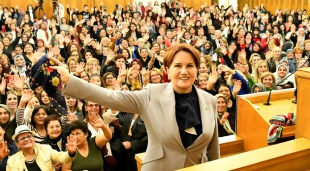 “Gelin hanımlar nasıl iktidarı getirirse, iktidardan götürebilirler de”