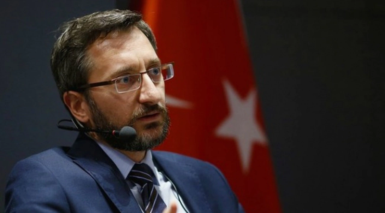 İletişim Başkanı Altun: Salgın sürecinde milletimiz sıkıntı yaşamasın diye piyasayı rahatlatıcı desteklerimizi maksimum seviyeye çıkardık