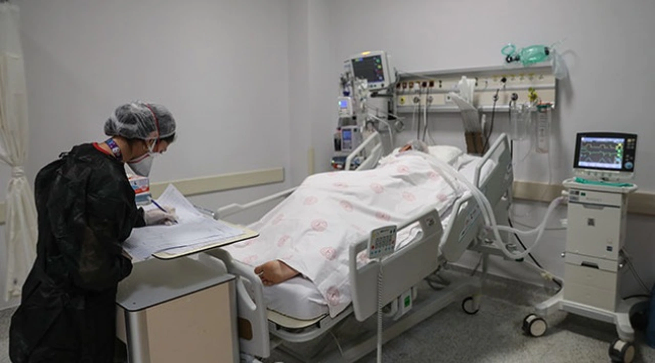 Koronavirüs salgınında can kaybı 43 bin 311'e yükseldi