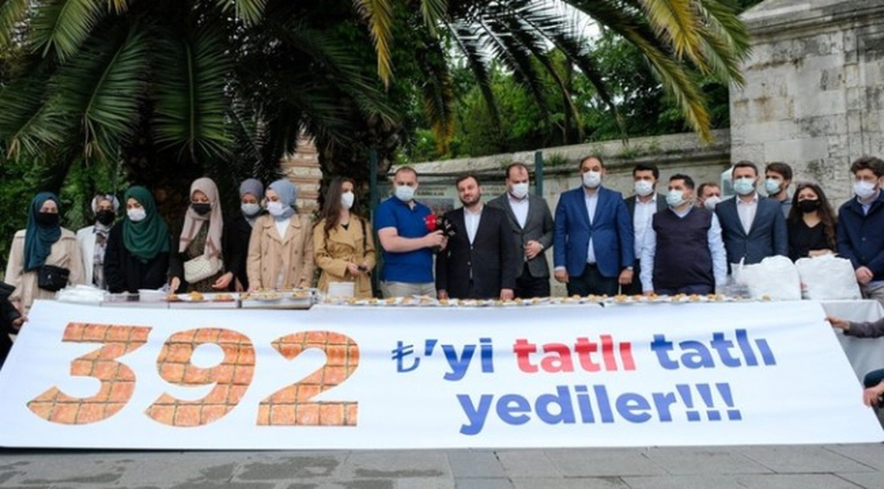 392 liralık baklava için tatlı firmasından açıklama geldi: 1 kilo değil, 3,57 kilo alındı