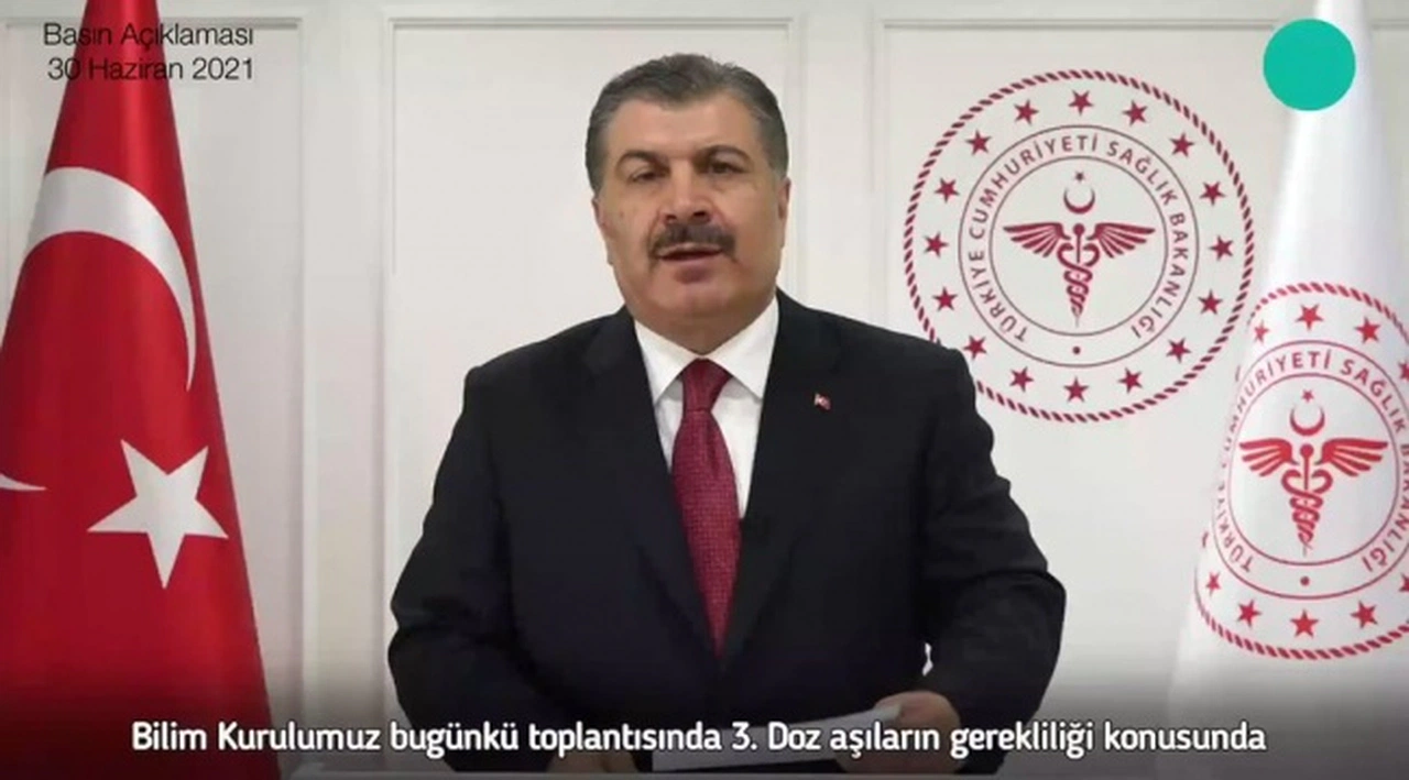 50 yaş üstü ve sağlık çalışanları, üçüncü doz için randevu alabilecek