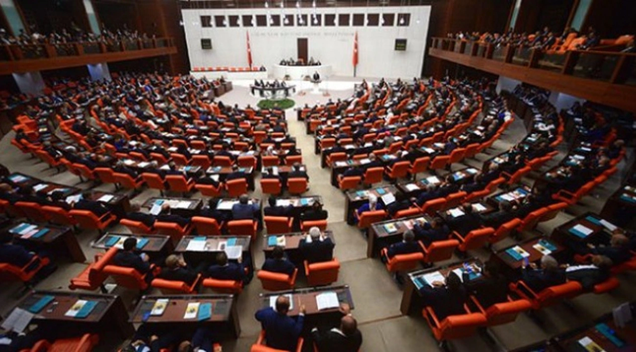CHP ve İYİ Parti’nin ardından HDP de çekildi: Kadına Şiddet Komisyonu’nda AK Parti ve MHP üyeler kaldı