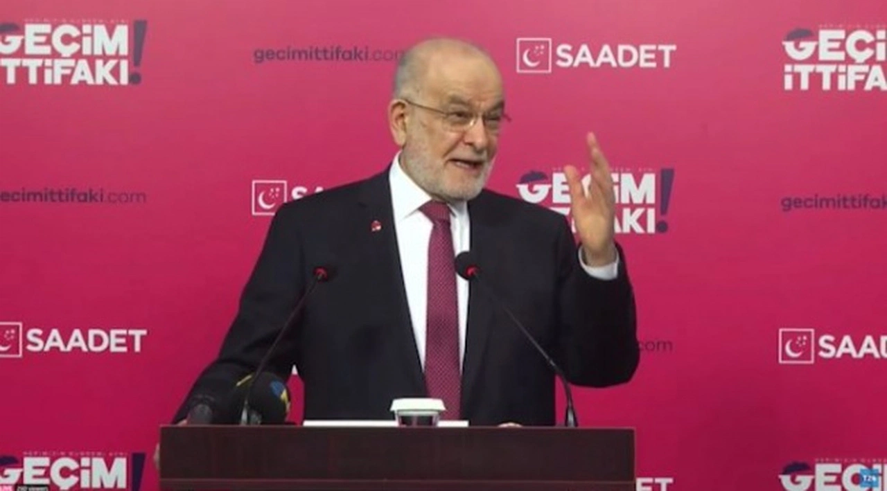 Karamollaoğlu'ndan basın toplantısına gelen A Haber'e: Bundan sonra da bekleriz inşallah