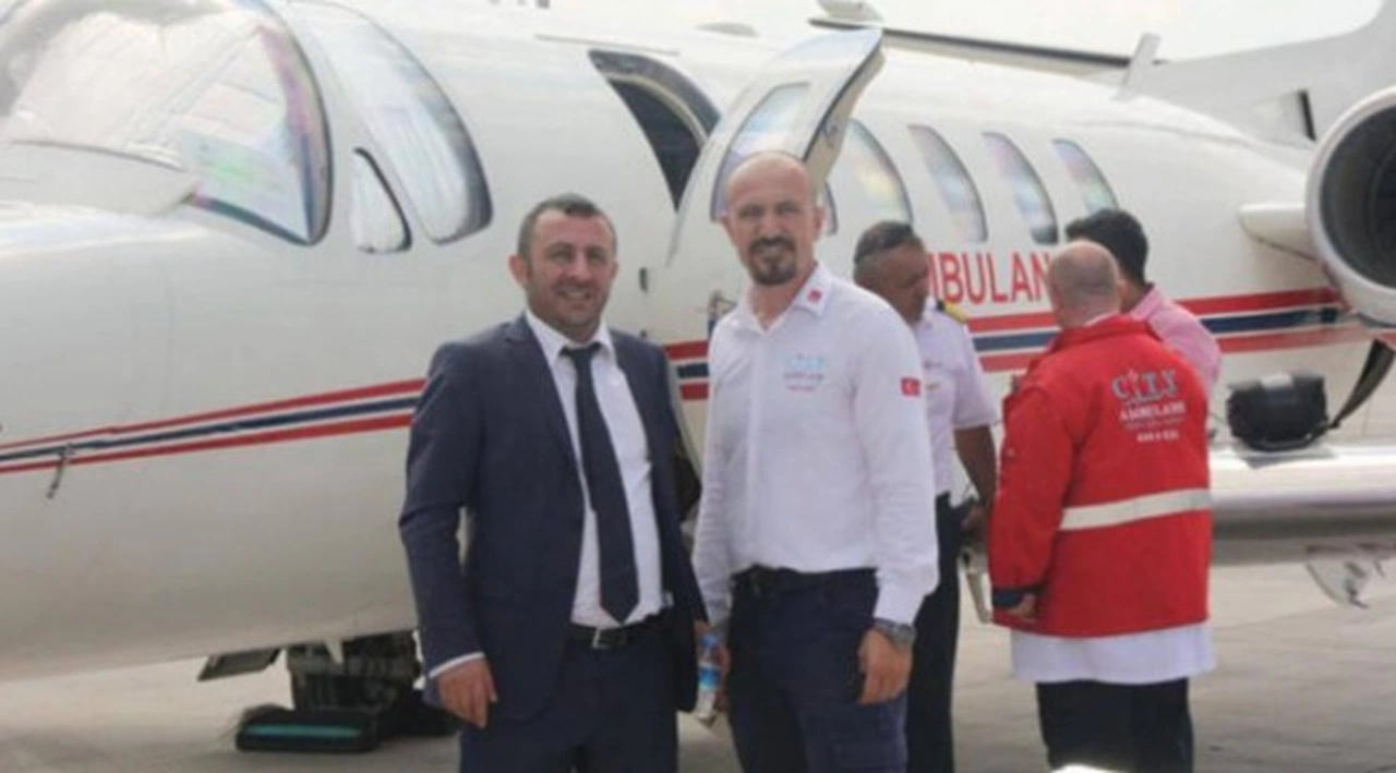 Peker’in konuşmasını yayımladığı Serdar Ekşioğlu Türkmenlere “yardım” gönderirken zekat çağrısı yapmış
