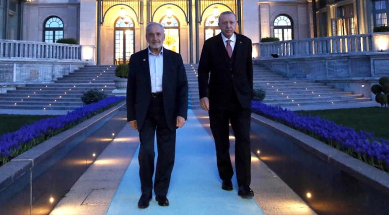 Saadet Partisi'nde deprem; Oğuzhan Asiltürk, Karamollaoğlu'na karşı 'kongre' harekâtı başlattı, hedef Cumhur İttifakı'na katılmak!