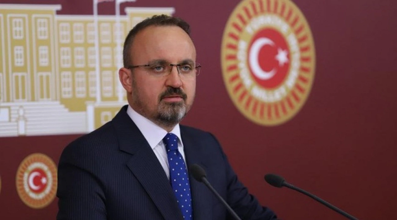 AKP’den OHAL yetkisi açıklaması: Teklif 3 yıldan 1 yıla indirildi