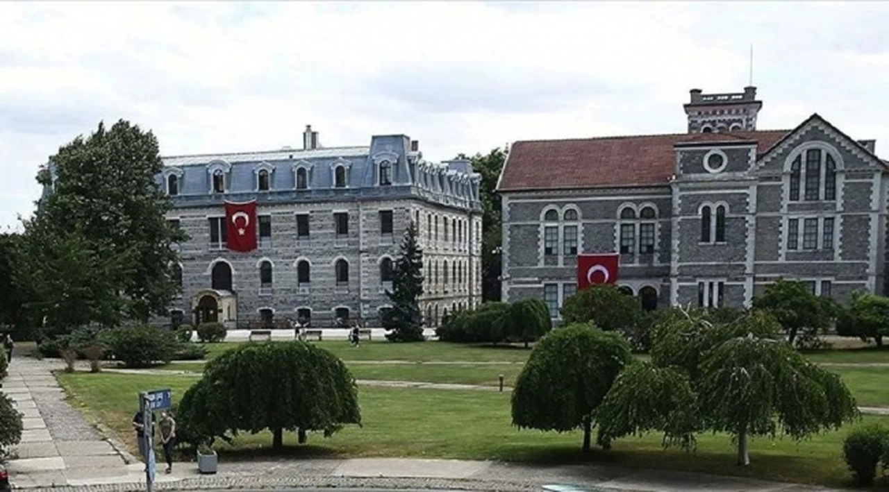 Boğaziçi Üniversitesi kampüsüne giriş yasağı kalktı