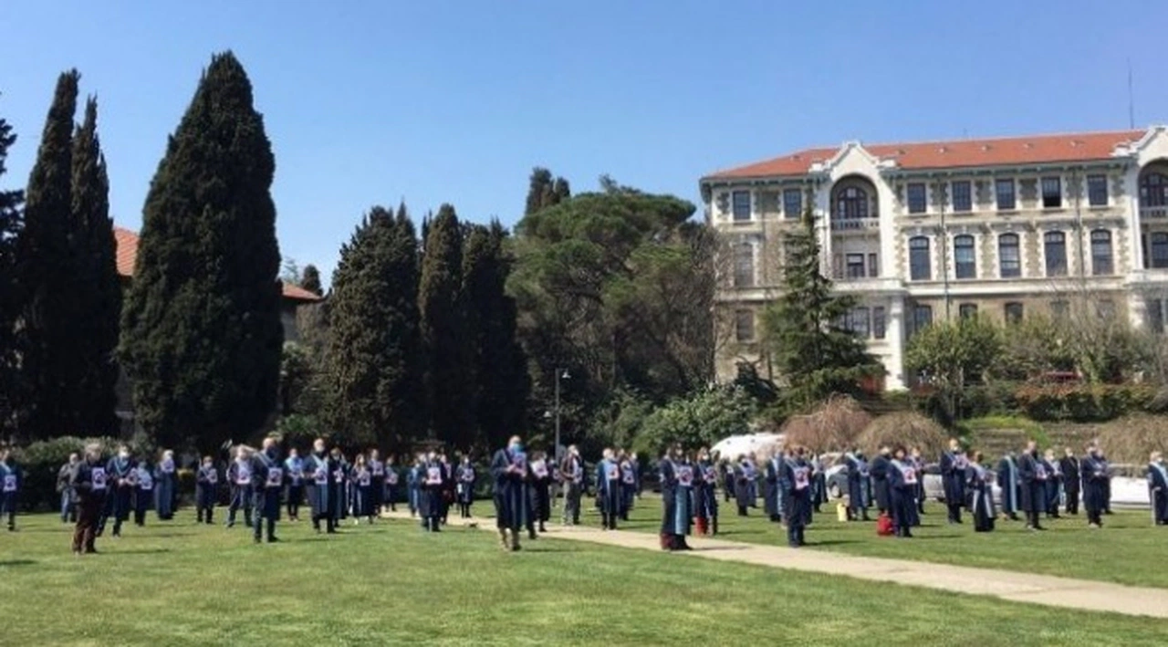 Boğaziçili akademisyenlerden Yekta Saraç, Melih Bulu ve Naci İnci hakkında suç duyurusu