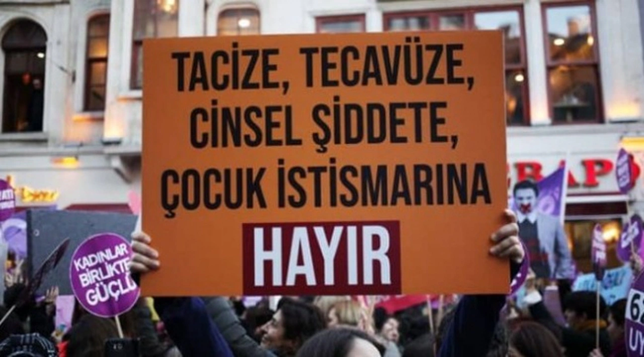 Dershaneden dönerken cinsel saldırıya uğramıştı: 17 yaşındaki Ayşegül yaşam savaşı veriyor!