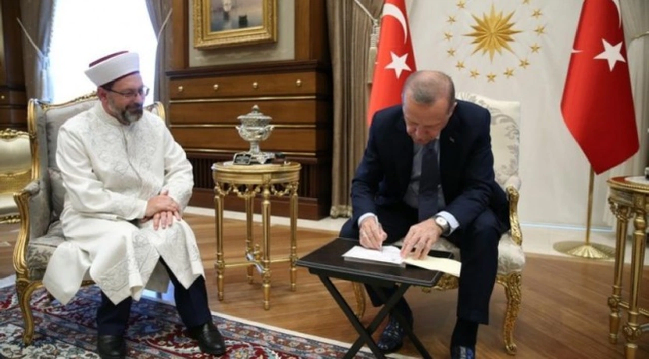 Diyanet 'itibardan tasarruf' etmemiş: Tanıtım için kasasından 5 yılda 14 milyon TL çıkarmış