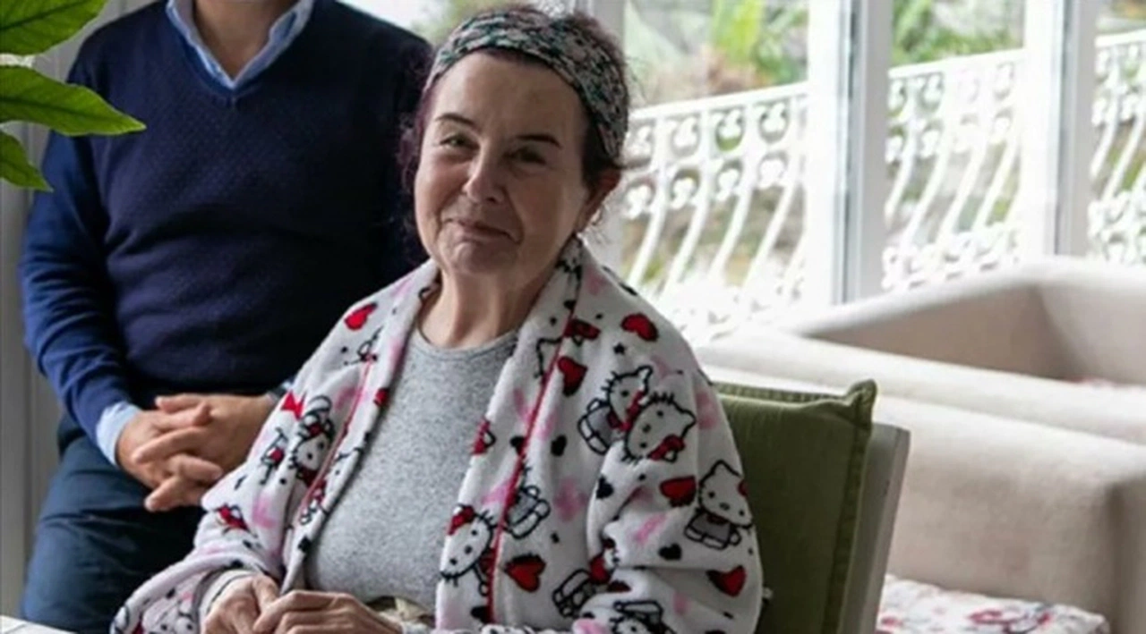 Hastaneye kaldırılmıştı: Fatma Girik'in sağlık durumuna ilişkin menajerinden açıklama