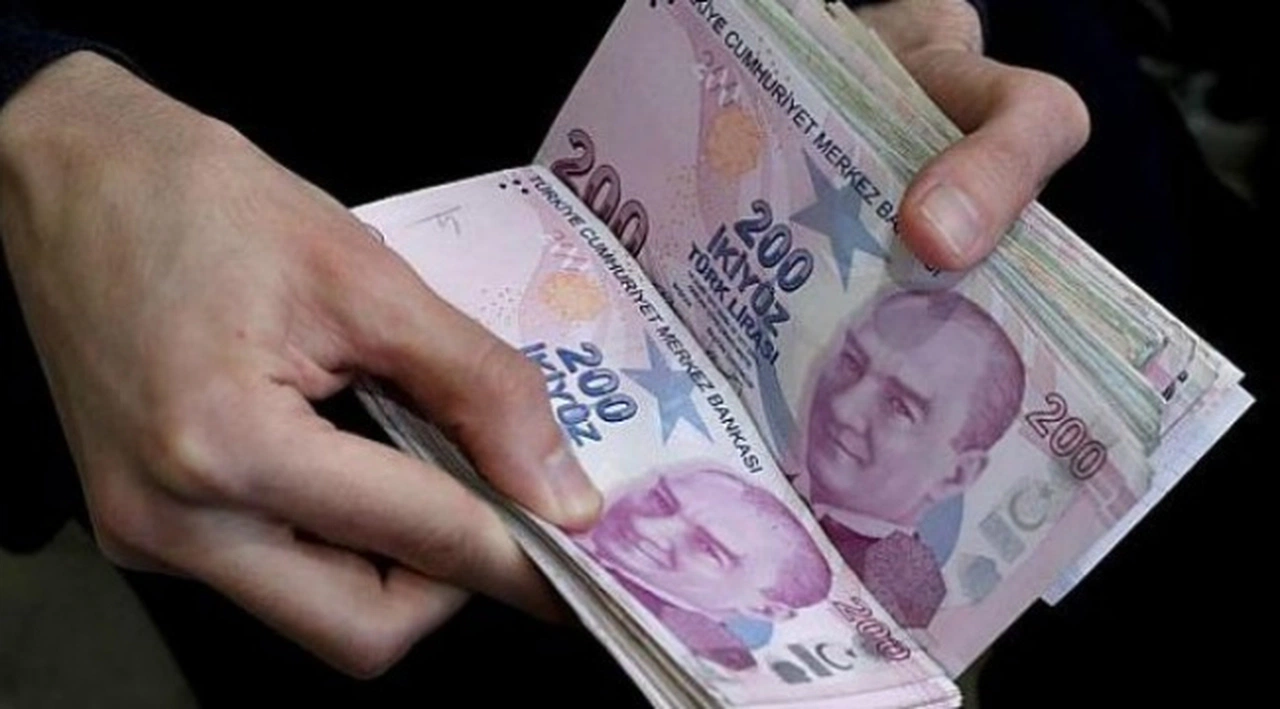 IIF: Türkiye’de büyük bir kredi genişlemesi başladı, cari açık ve TL üzerinde olumsuz etki yaratacak