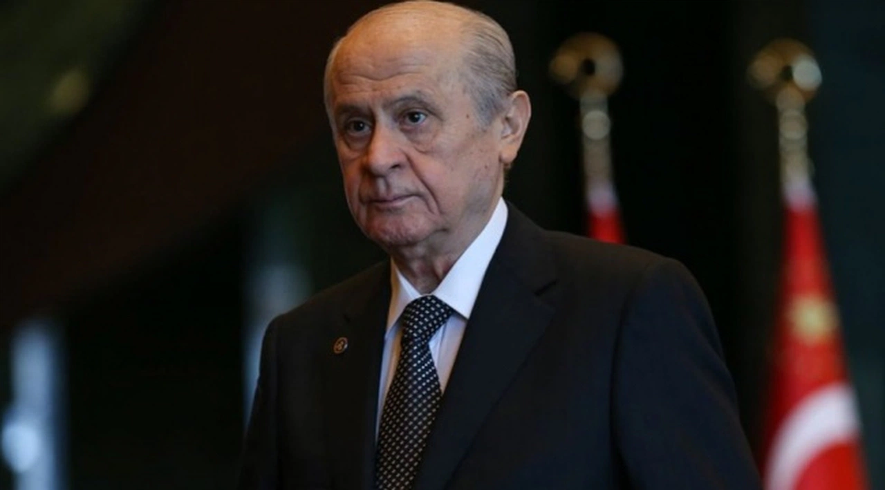 Bahçeli'den 'düzensiz göç' değerlendirmesi: Türk milletinin istikbalini karartamayacaklar