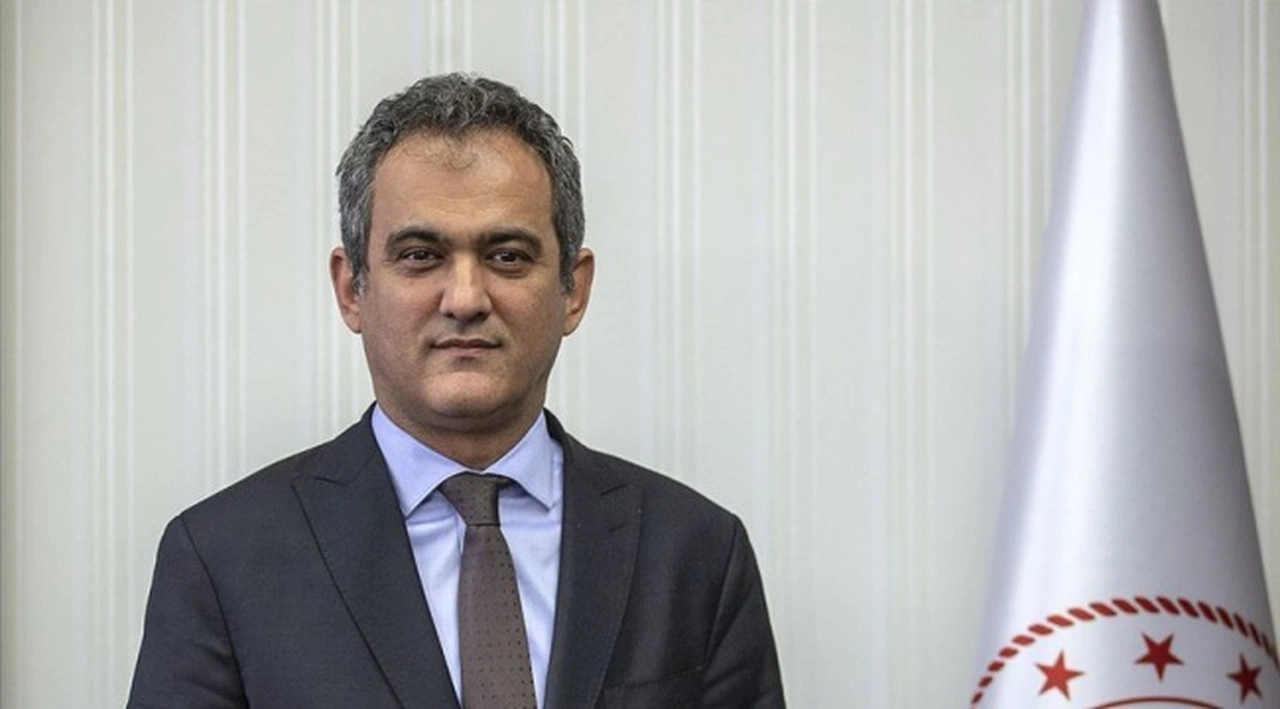 Milli Eğitim Bakanı Özer'den yüz yüze eğitim açıklaması