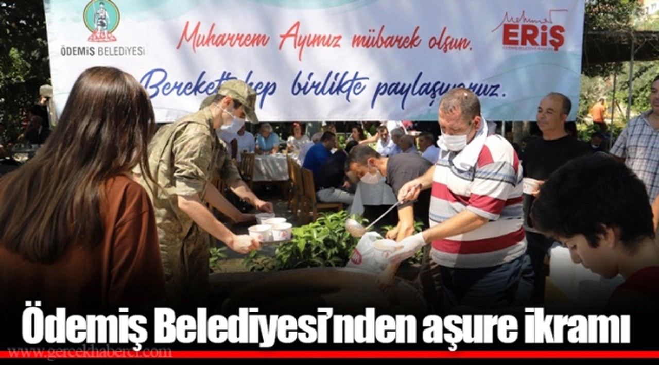 Ödemiş Belediyesi’nden aşure ikramı 
