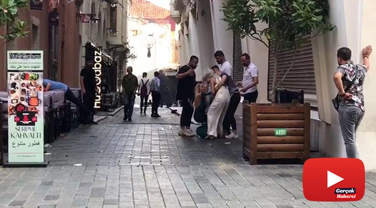 Taksim Meydanı’nda kıskançlık kavgası kamerada