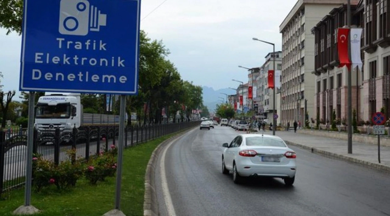 AK Partili belediyenin ihalesine MHP'den itiraz: Devlet para kazanmak için vatandaşına tuzak kuruyor