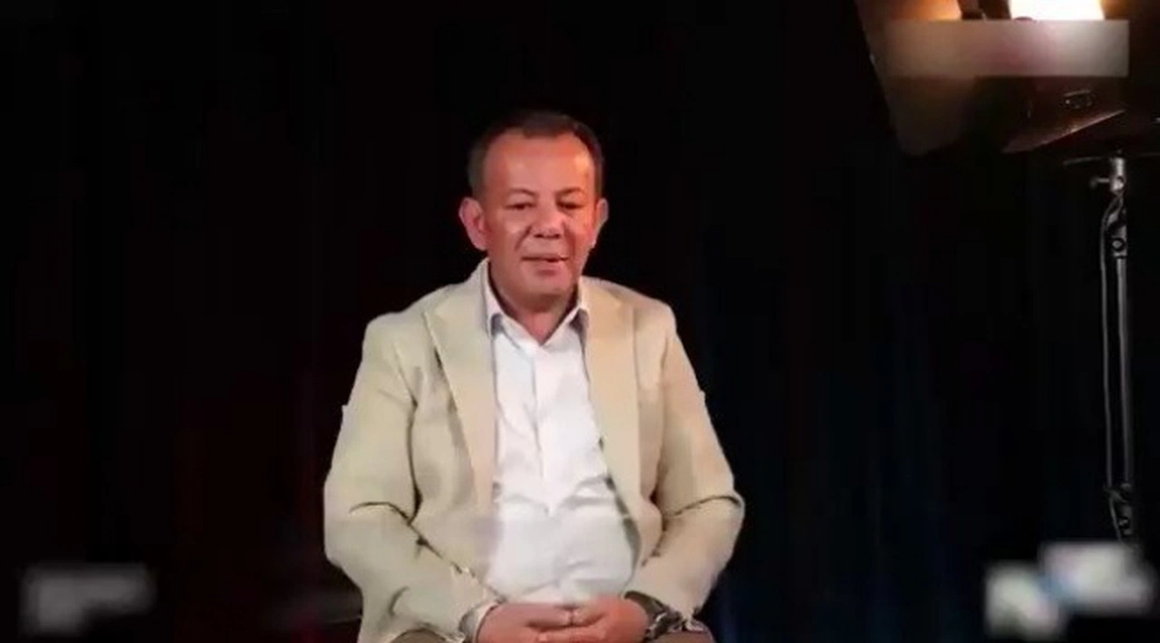 Bolu Belediye Başkanı Özcan'ın röportaj sırasında anlattığı anısı tepki çekti