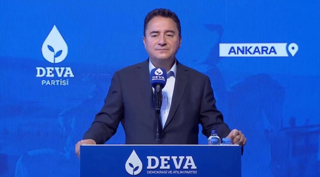 DEVA Partisi Genel Başkanı Ali Babacan'dan iktidara 'milli gelir' eleştirisi: "Bu hükümet, Türkiye’yi tam 15 yıl geriye götürdü"