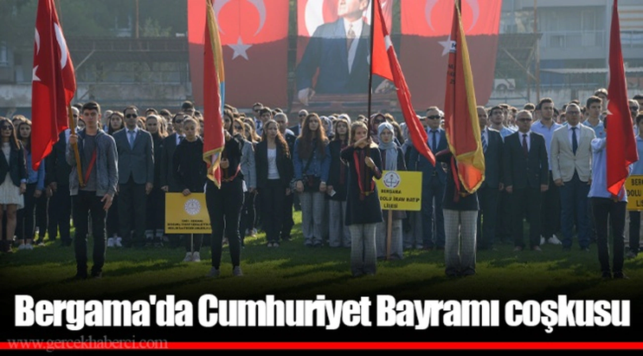 Bergama'da Cumhuriyet Bayramı coşkusu