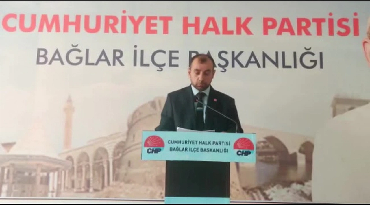 CHP Bağlar İlçe Başkanı Yavuz'dan 850 Bin TL'lik Rüşvet İddiası... Bağlar Belediyesi Özel Kalemi "İftira" Diyerek Reddetti