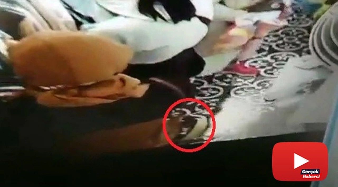 Hırsızlık yapan kadın önce güvenlik kamerasına ardından polise yakalandı