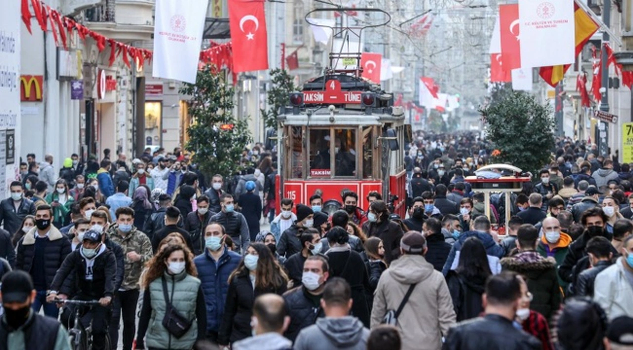 Bakan Koca, haftalık vaka sayısını açıkladı: En çok vaka artışı olan 10 il