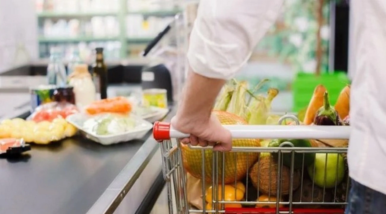 Zincir marketler sözlü savunma yaptı: Zarar ettik